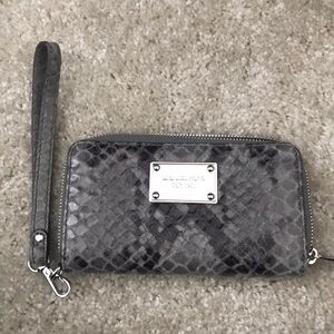 Michael Kors Wristlet